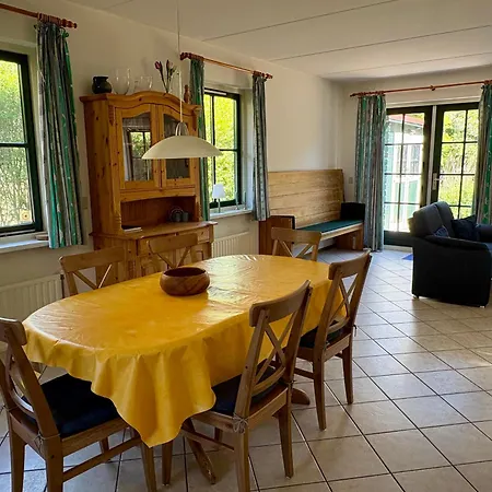 Buitenplaats 105 * 卡兰茨奥赫